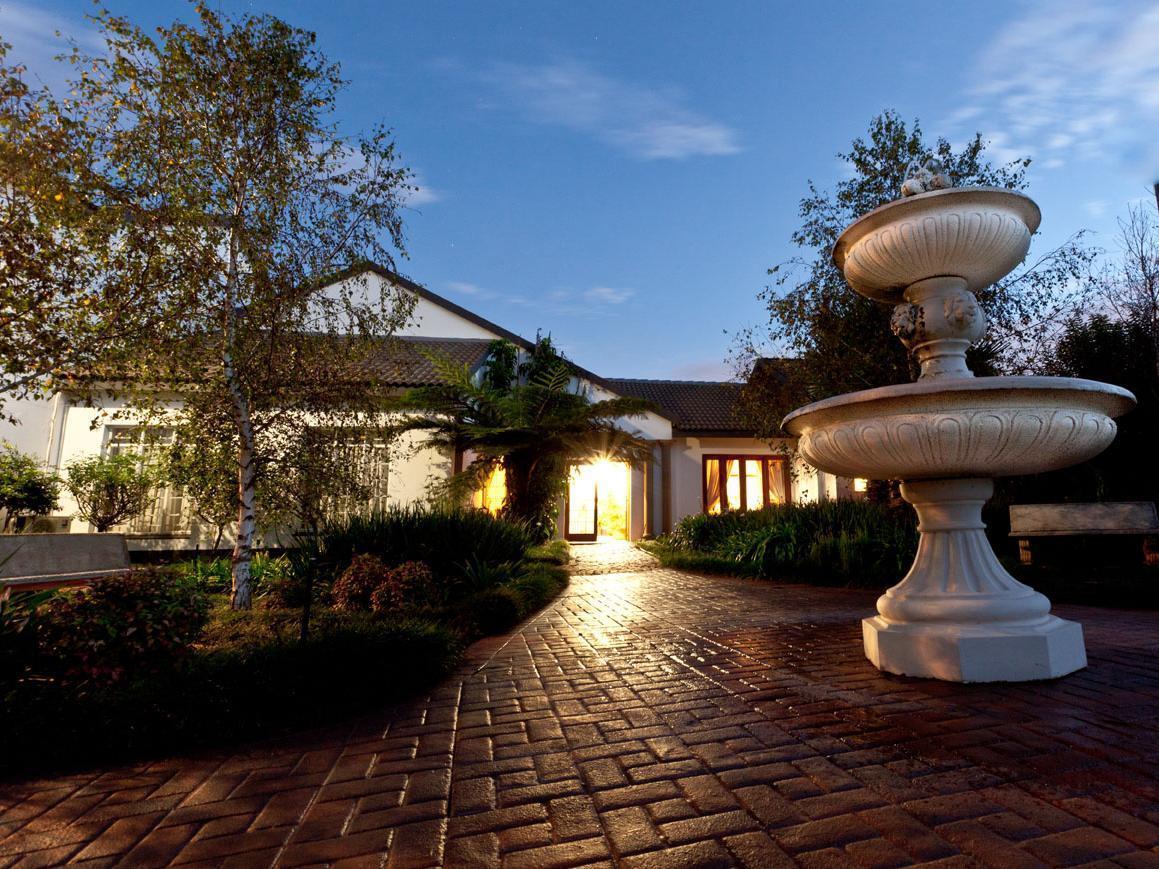 Africasky Guest House Kempton Park Buitenkant foto