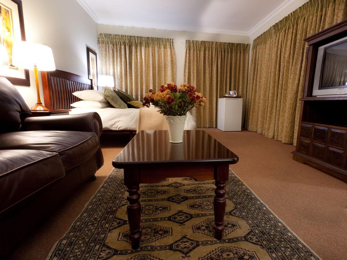Africasky Guest House Kempton Park Buitenkant foto